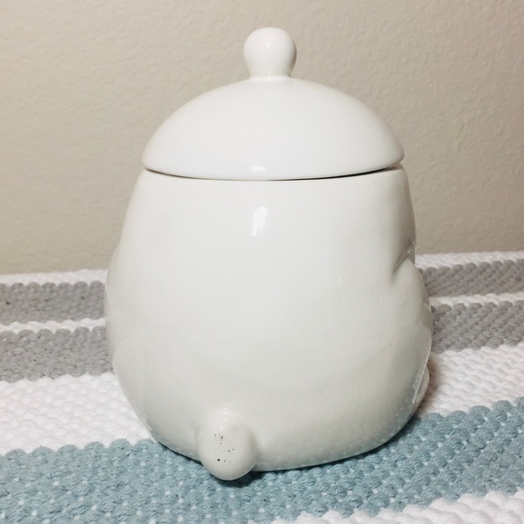 Blushing POLAR BEAR CANISTER JAR - Picture 3 of 6